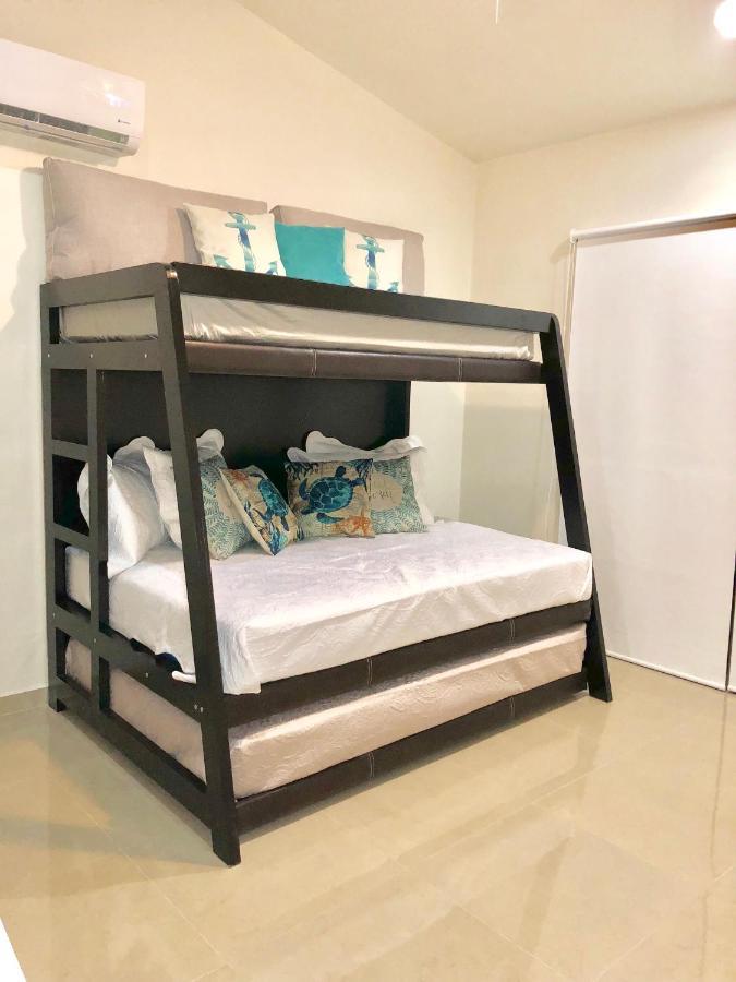 Best Location Luxury With Van Apartment Cancun